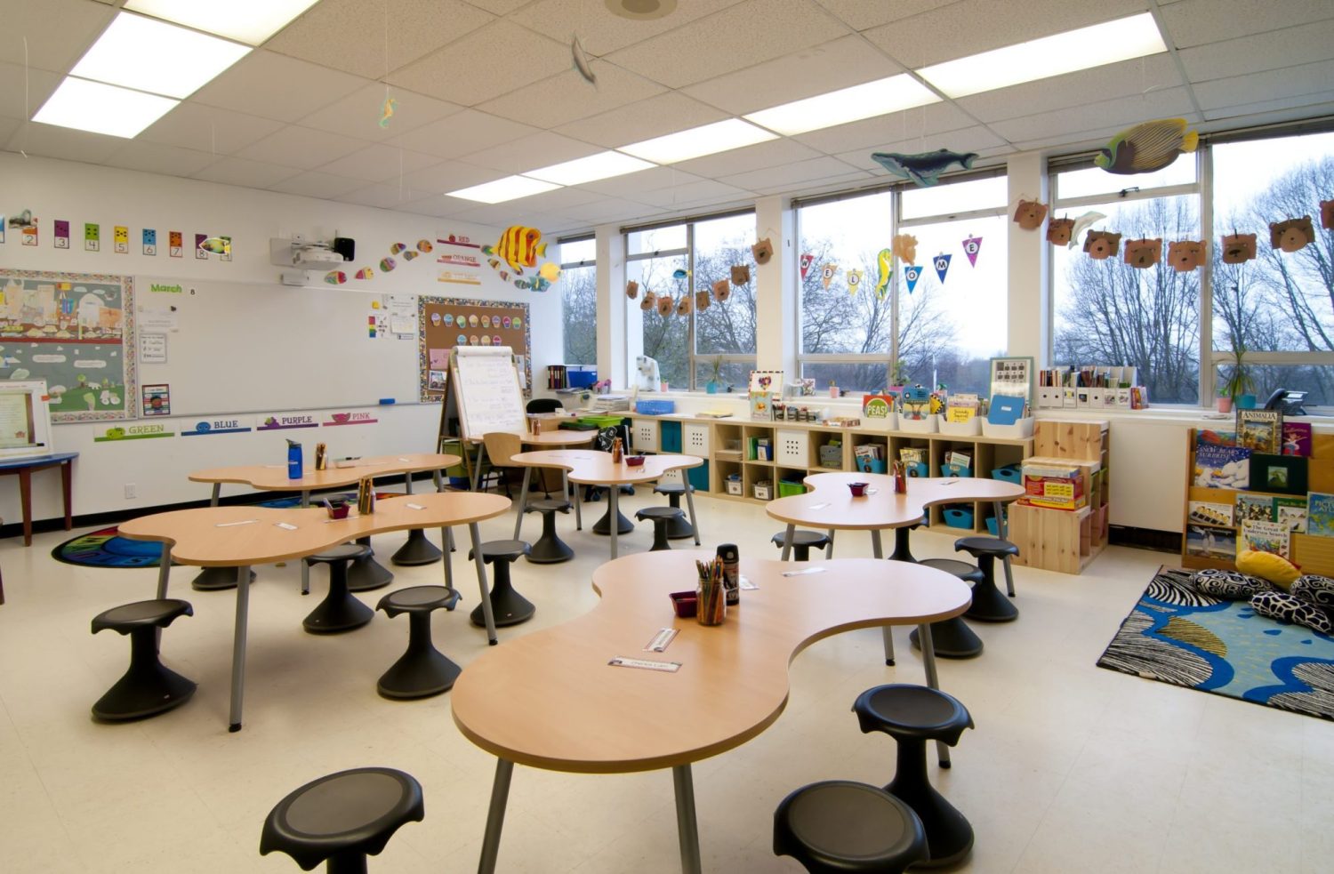 Classroom Furniture in a Dynamic Classroom Setting